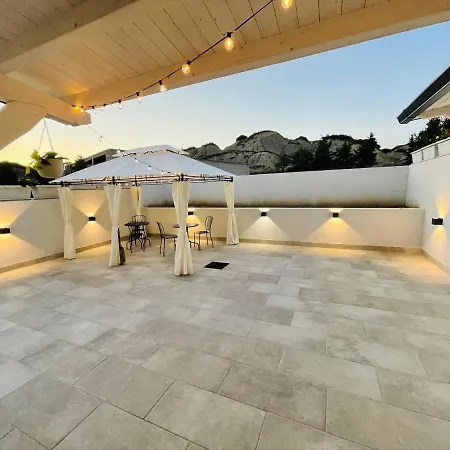 فندق مبيت وإفطار Il Casale Dei Calanchi 3*