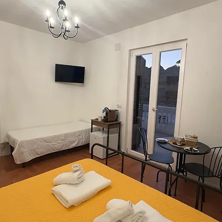 فندق مبيت وإفطار Il Casale Dei Calanchi Aliano
