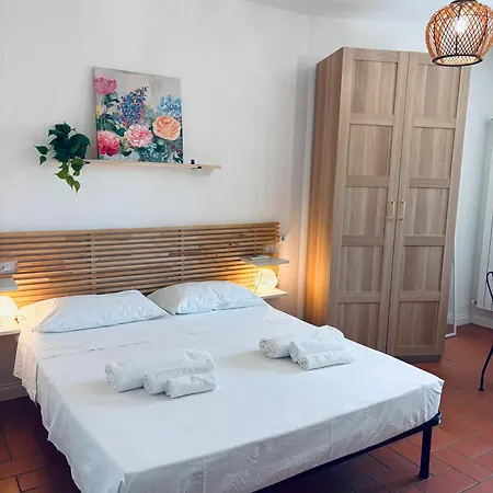 Bed & Breakfast Il Casale Dei Calanchi 3*